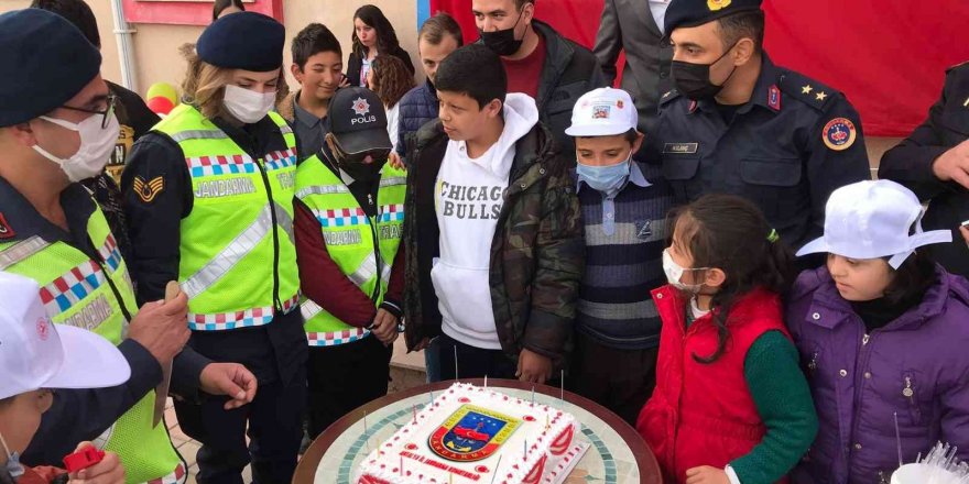 Antalya Jandarma Trafik ekipleri, son yılların en düşük kaza seviyesine ulaştı