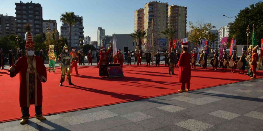 Sayapark, Mersin’in kurtuluş gününü mehteran konseriyle kutladı