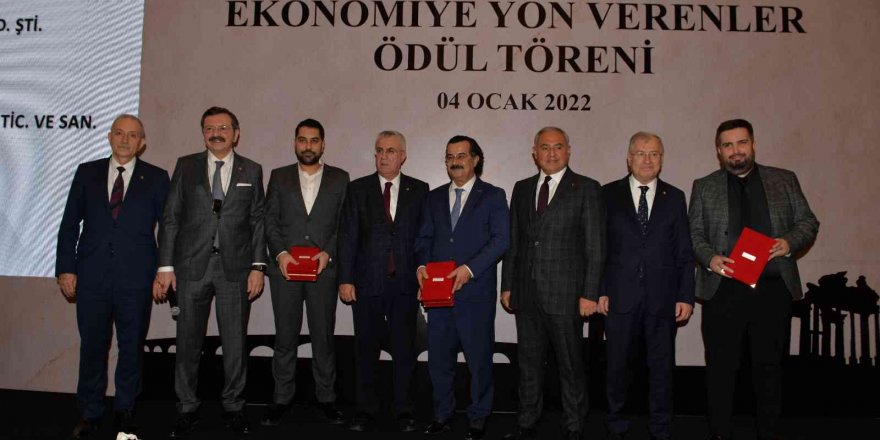 Adana’da "Ekonomiye Yön Verenler Ödül Töreni"