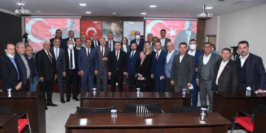 Vali Elban Büyükşehir Belediye Meclisinde