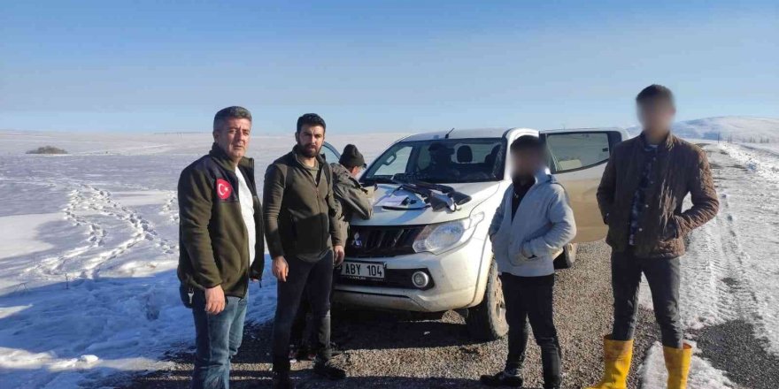 Yasa dışı keklik avlayan 4 kişiye 10 bin lira ceza