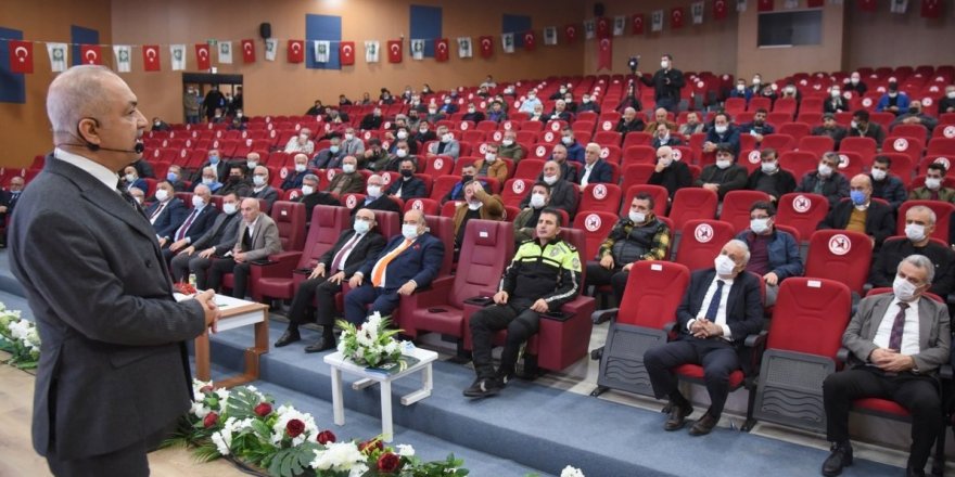 Başkan Kara, toplu taşımacılık sektör temsilcilerine projelerini anlattı