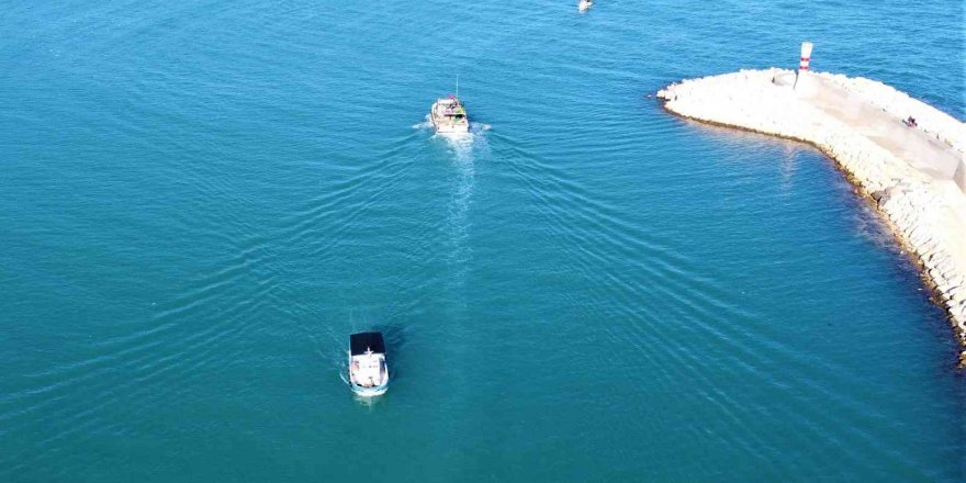 Fırtına geçti, balıkçılar Akdeniz’e açıldı