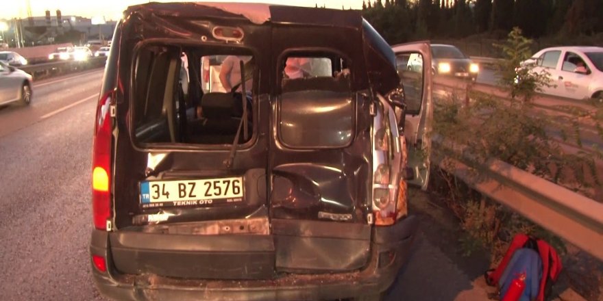 Tuzla’da zincirleme trafik kazası: 2 yaralı