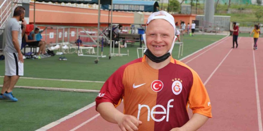 Down sendromlu sporcu Sedat Kızmaz’dan büyük başarı