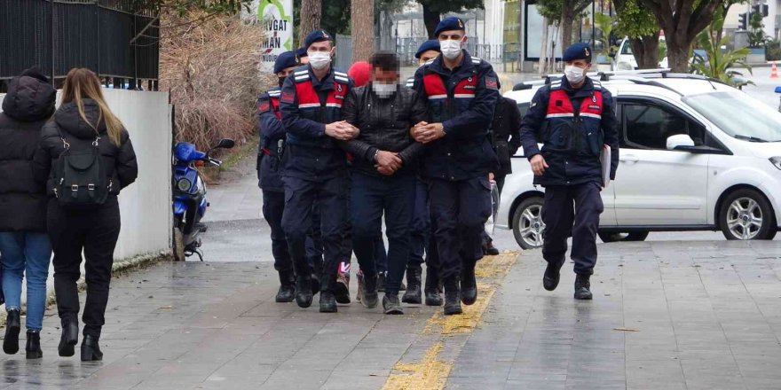 Motosiklet hırsızlığından aranan şüpheli, uyuşturucu ticaretinden tutuklandı