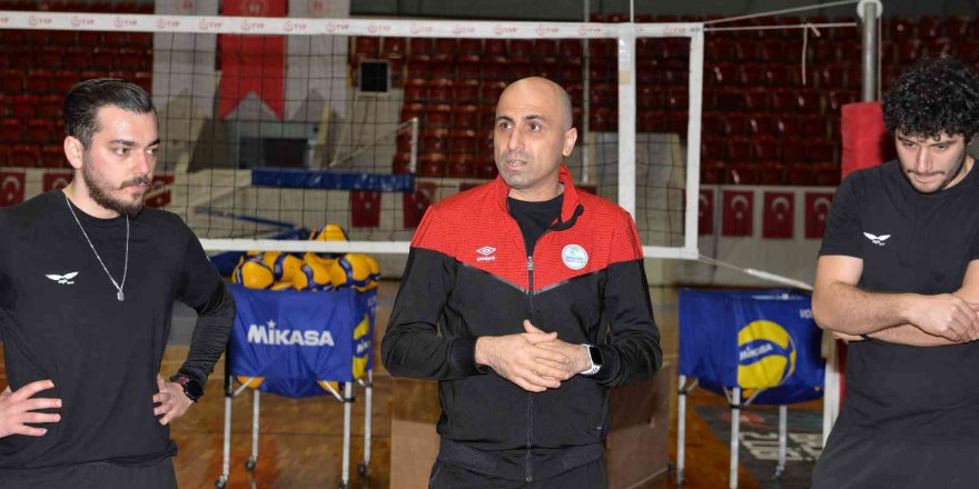 Çukurova Belediyespor Antrenörü Uysal: "Hedefimiz Sultanlar Ligi"