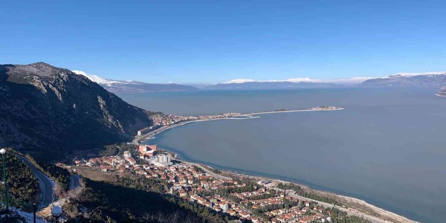 Eğirdir’de 3.2 büyüklüğünde deprem