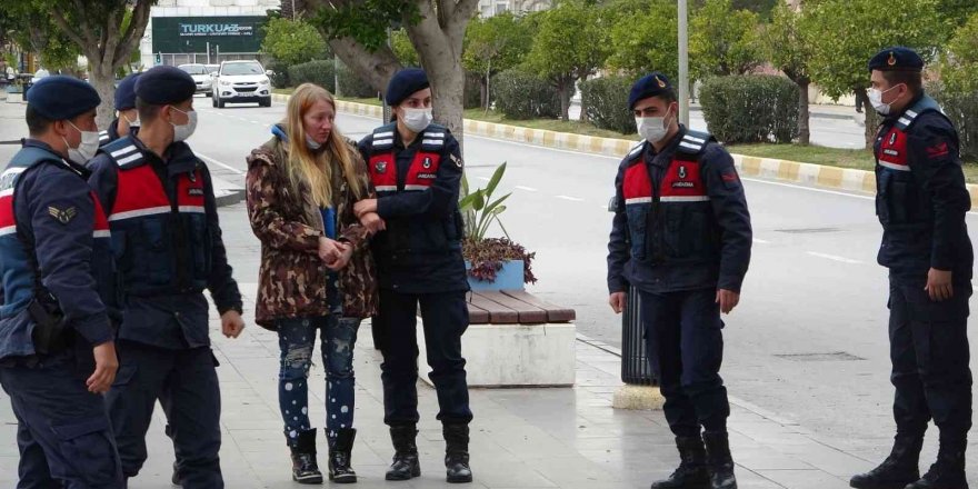 Antalya’daki kıskançlık cinayetinin şüphelileri adliyeye sevk edildi