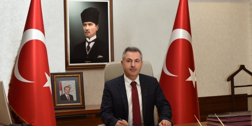 Vali Elban: "Her zamankinden daha çok dikkat etmek zorundayız"