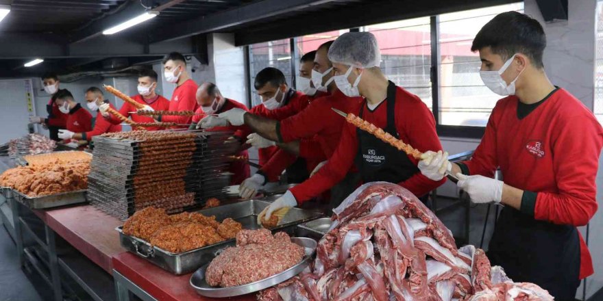 Adana’da günlük et tüketimi 80 tona ulaştı