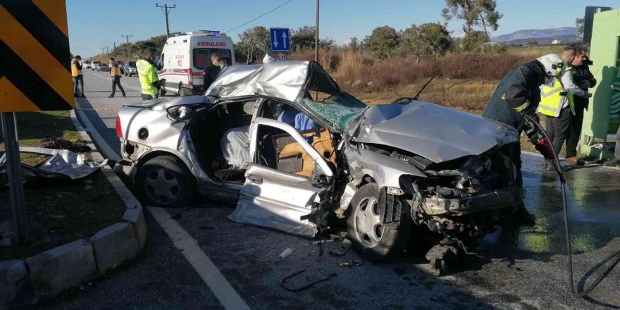 Antalya’da feci kaza: 2 ölü