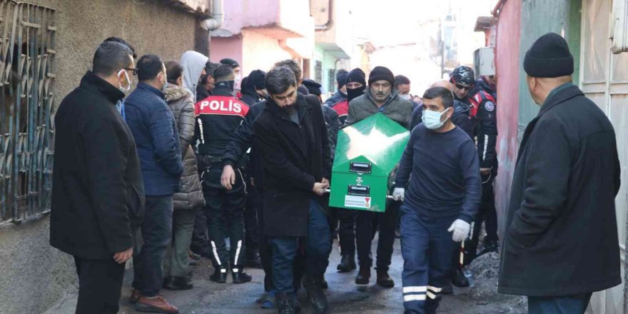 Kahramanmaraş’ta soba zehirlenmesi: Anne ve oğlu hayatını kaybetti