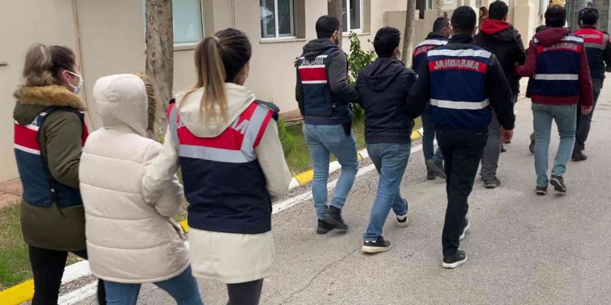 Mersin merkezli PKK/KCK operasyonu: 5 gözaltı