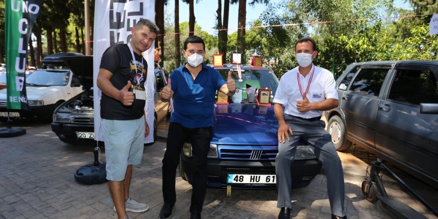 Türkiye’nin dört bir yanından gelen Uno tutkunları Antalya’da buluştu