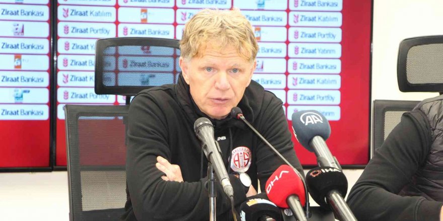 Alfons Groenendijk: “Net bir galibiyetle çeyrek finale uzanıyoruz”