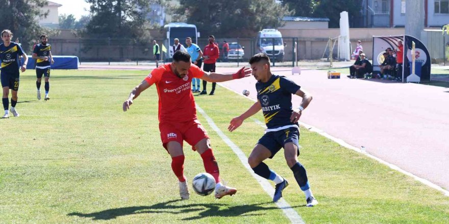 TFF 2. Lig: Tarsus İdman Yurdu: 1 - Pendikspor: 3