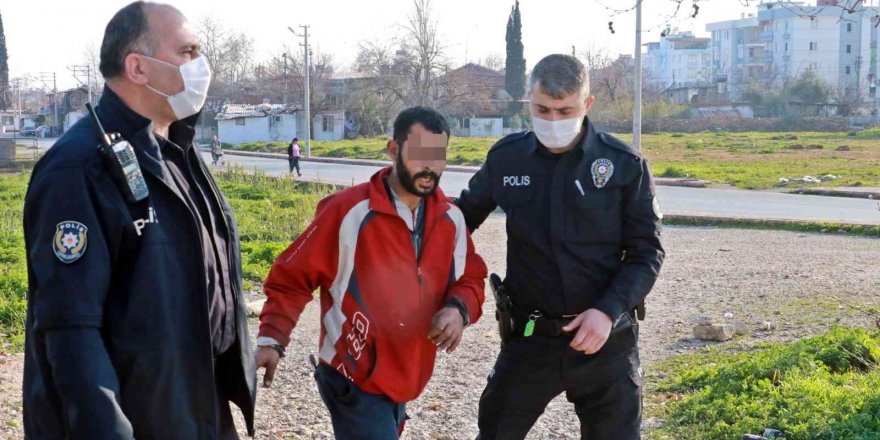 Üst geçit asansör kabininden demir çalarken yakalandı, polise ’çektirme abi’ dedi