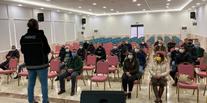 Mersin’de "En iyi narkotik polisi anne" eğitimi verildi