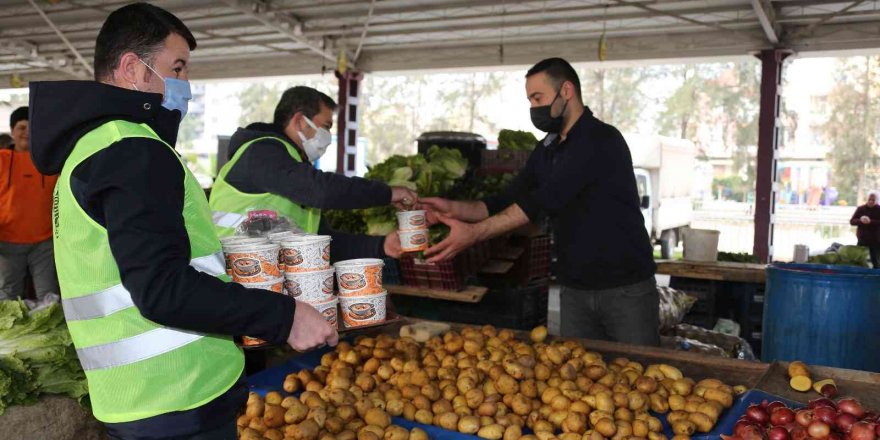 Erdemli’de ’sabahları Sıcak Çorba’ Projesi Sürüyor