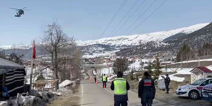 Jandarmadan helikopter destekli trafik denetimi