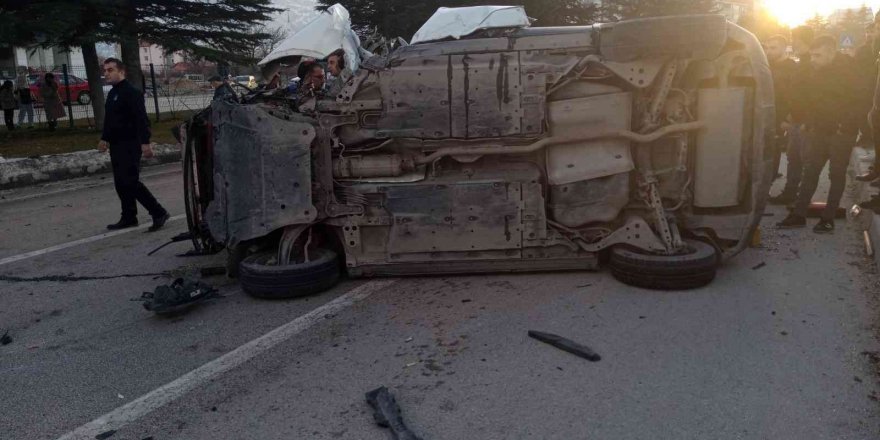 Isparta’da trafik kazası: 2 yaralı