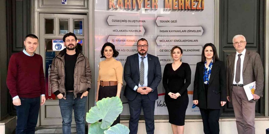 Büyükşehir Belediyesi Kariyer Merkezi ile üniversitelerden iş birliği