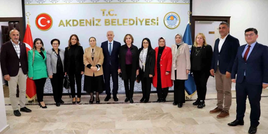 Başkan Gültak, AK Parti MYK ve MKYK üyelerini ağırladı