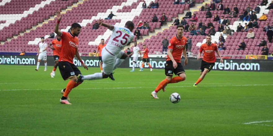 Spor Toto Süper Lig: A. Hatayspor: 3 - Yeni Malatyaspor: 0 (İlk yarı)