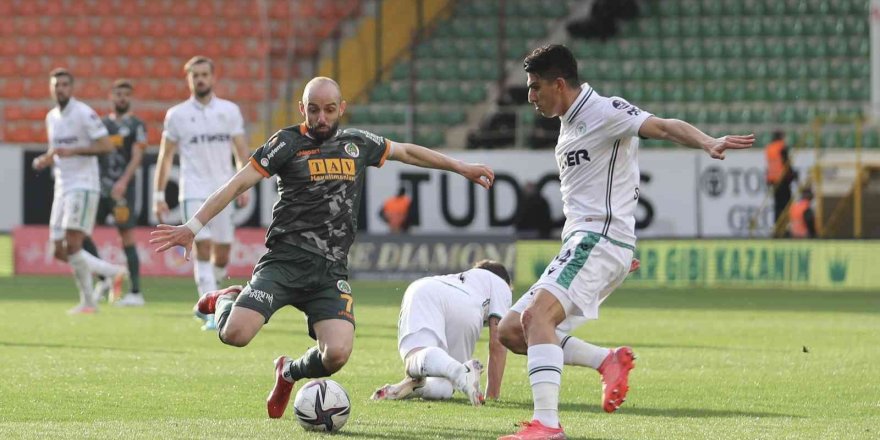 Spor Toto Süper Lig: Alanyaspor: 5 - Konyaspor: 1 (Maç sonucu)