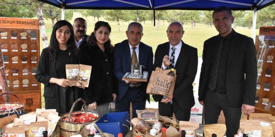 Tarsus Belediyesi, İzmir Tohum Takas Şenliğine katıldı