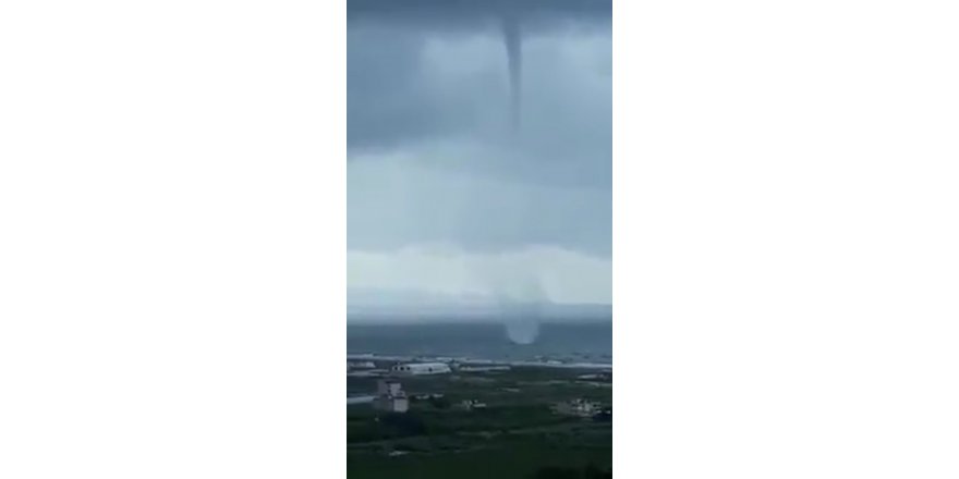 Hatay’da denizde hortum oluştu