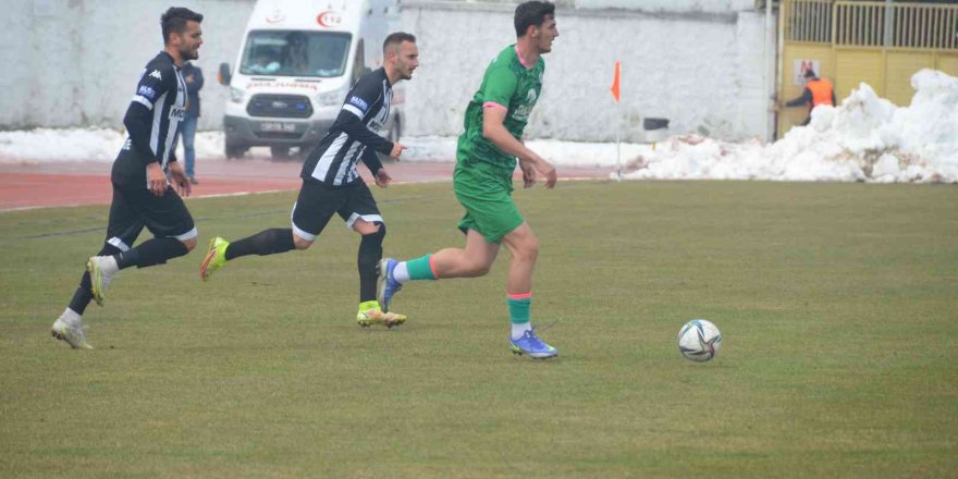 TFF 2. Lig: Isparta 32 Spor: 1 Nazilli Belediyespor: 0