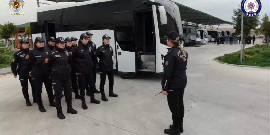 Kadın polisler dosta güven, düşmana korku verdi