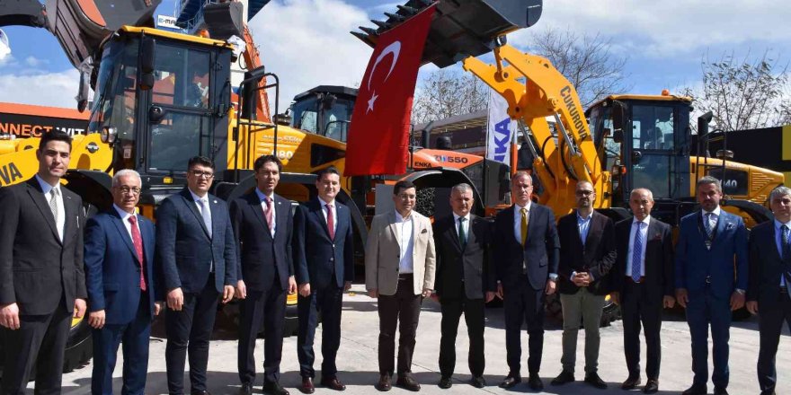 İş makinaları sektörünün kalbi Antalya’da atıyor