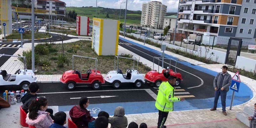 Hatay’da öğrencilere "Temel Trafik Güvenliği" eğitimi