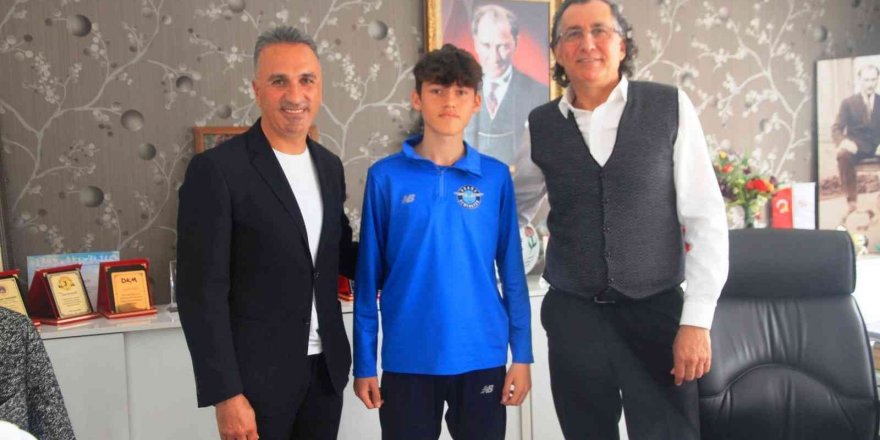 Kürşat Adana Demirspor’da