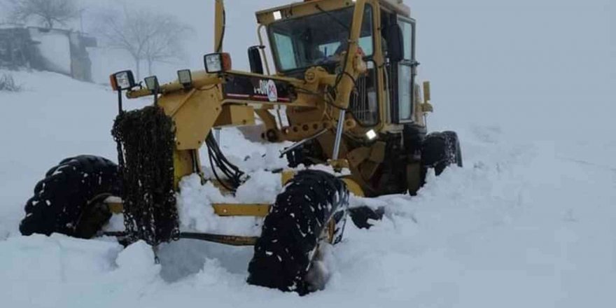 Mut Sertavul geçidi ulaşıma geçit vermiyor