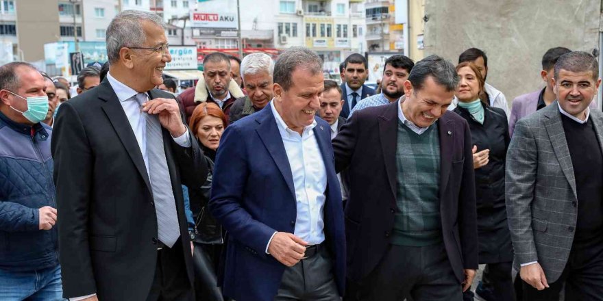 Seçer, Tarhan ve Özyiğit, Mezitli’de vatandaşlarla buluştu