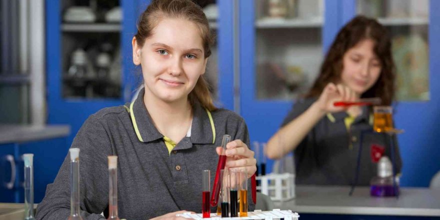 Adana’da Fen ve Teknoloji Lisesi açılıyor