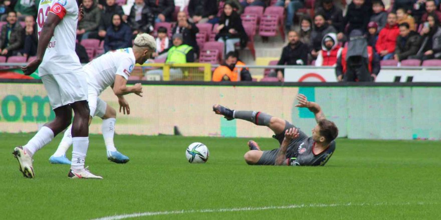 Spor Toto Süper Lig: Hatayspor: 0 - Fatih Karagümrük: 0 (Maç devam ediyor)