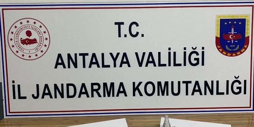 Antalya’da jandarmadan uyuşturucuya geçit yok