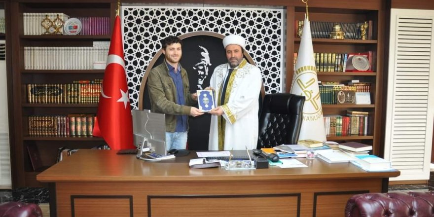 Alanya’da Yaşayan Rus Uyruklu Genç Müslüman Oldu