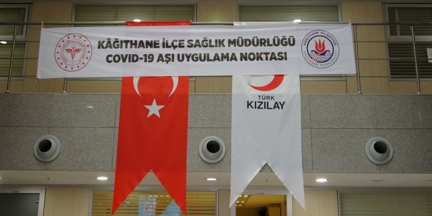 İstanbul Adalet Sarayı’nda randevusuz aşı uygulaması başladı