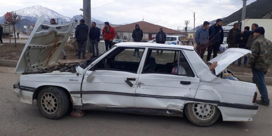 Isparta’da trafik kazası: 2 yaralı