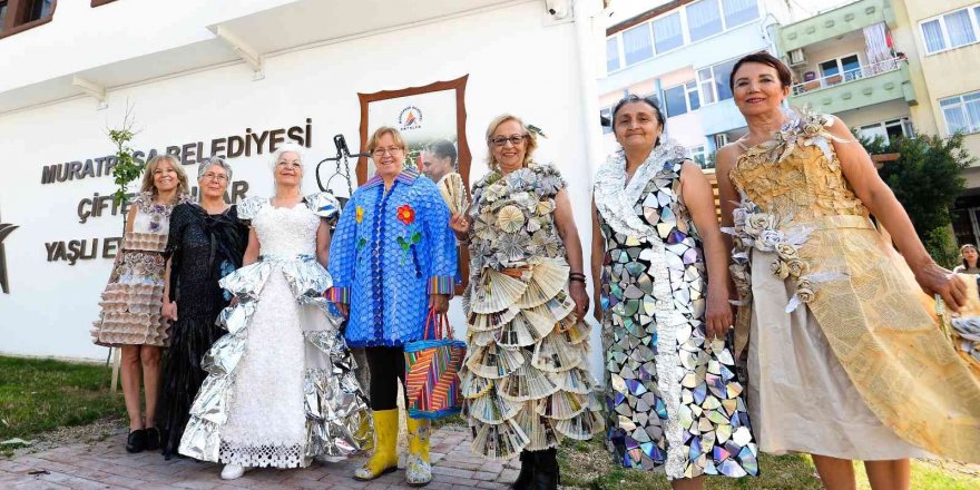 Yaşlı Evi sakinleri atıklardan hazırlanan kostümlerle defile yapacak