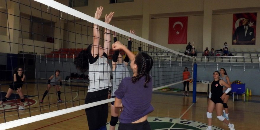 Kepez’in genç sultanlarının hedefi A takım