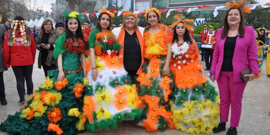 Ceyhan’da karnaval coşkusu