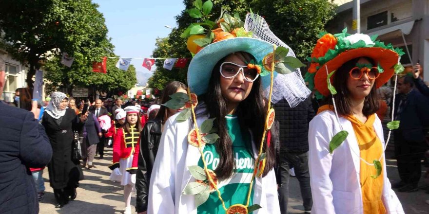 Portakal Çiçeği Karnaval coşkusu Kozan’ı da sardı