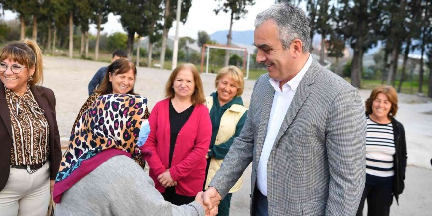 Başkan Esen, Karatepelilerin taleplerini dinledi